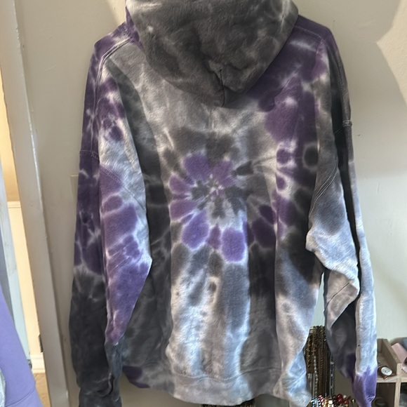 iets frans… tie dye hoodie - Picture 2 of 2